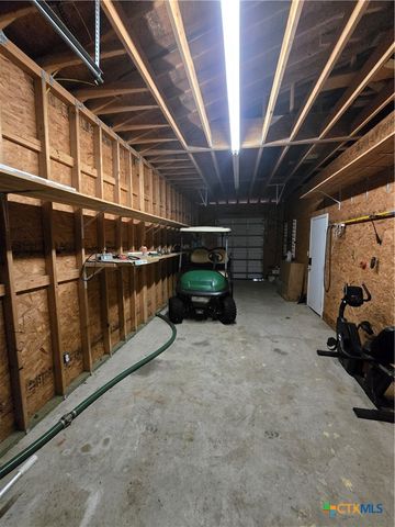 8 Mesquite Street, Palacios, TX 77465