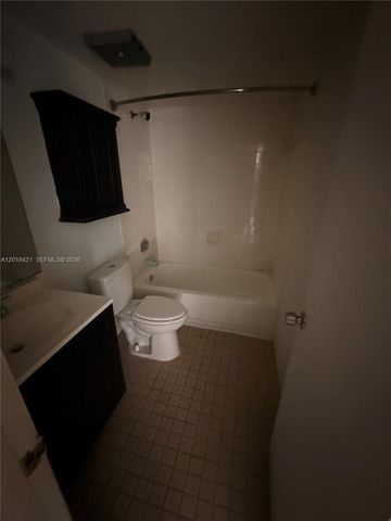 3199 Foxcroft Rd 311, Miramar, FL 33025
