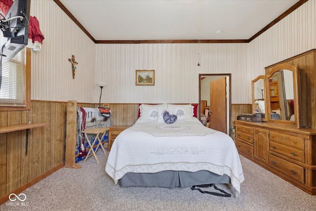 326 W Taylor Street, Shelbyville, IN 46176