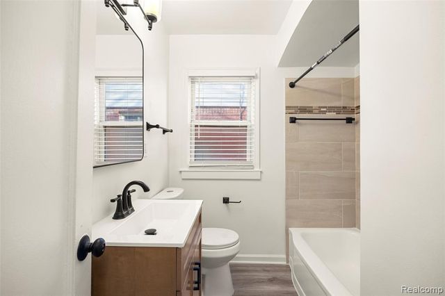 8871 Sussex Street, Detroit, MI 48228