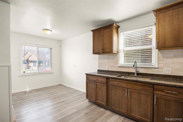 8871 Sussex Street, Detroit, MI 48228