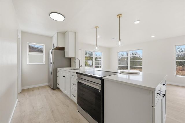 1615 SE 15TH AVENUE, Gainesville, FL 32641