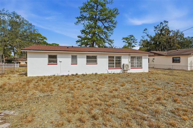 1615 SE 15TH AVENUE, Gainesville, FL 32641