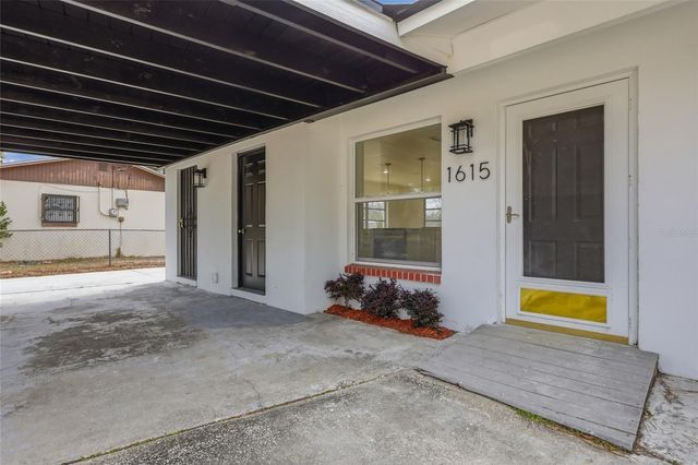 1615 SE 15TH AVENUE, Gainesville, FL 32641