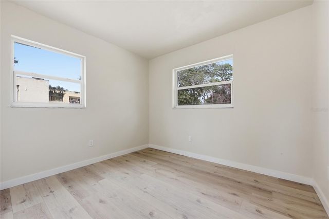 1615 SE 15TH AVENUE, Gainesville, FL 32641