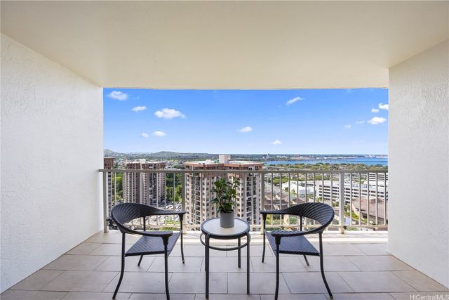 98-410 Koauka Loop 21J, Aiea, HI 96701