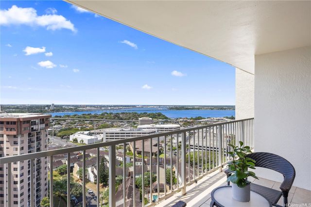 98-410 Koauka Loop 21J, Aiea, HI 96701