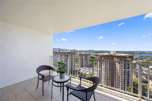 98-410 Koauka Loop 21J, Aiea, HI 96701