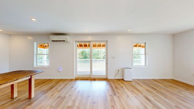 58 Riverview Street, Ferrisburgh, VT 05491