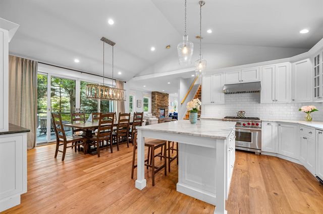 85 Smith Falls Lane, Stowe, VT 05672