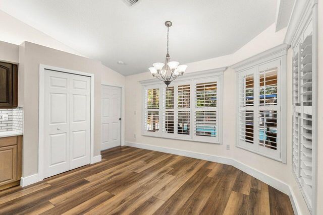 12079 N 70th Pl Place N, The Acreage, FL 33412