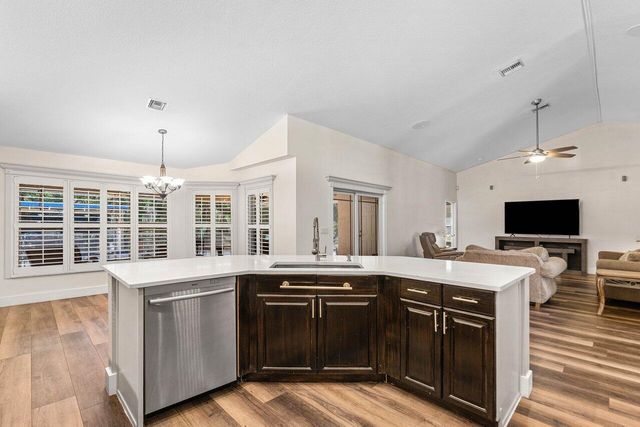 12079 N 70th Pl Place N, The Acreage, FL 33412