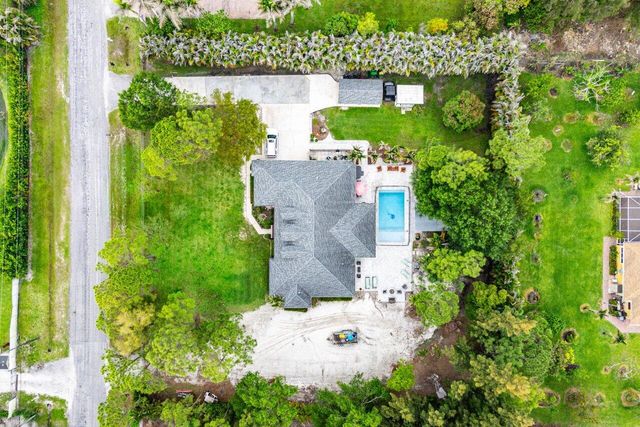 12079 N 70th Pl Place N, The Acreage, FL 33412