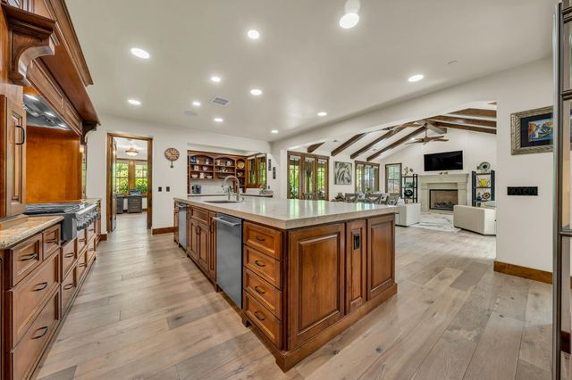 1869 Camino Verdera, Lincoln, CA 95648