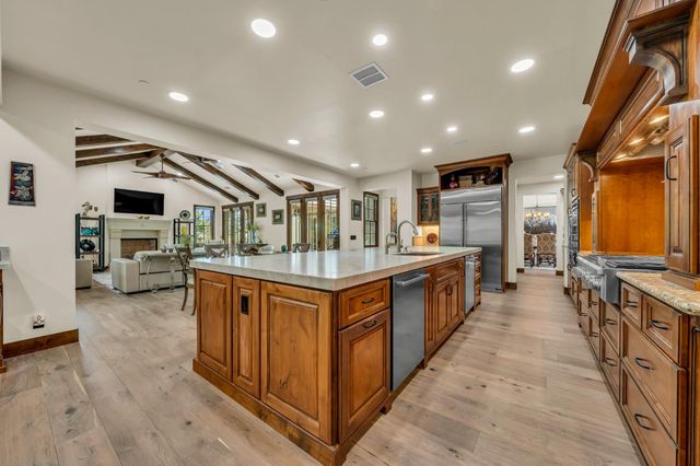 1869 Camino Verdera, Lincoln, CA 95648