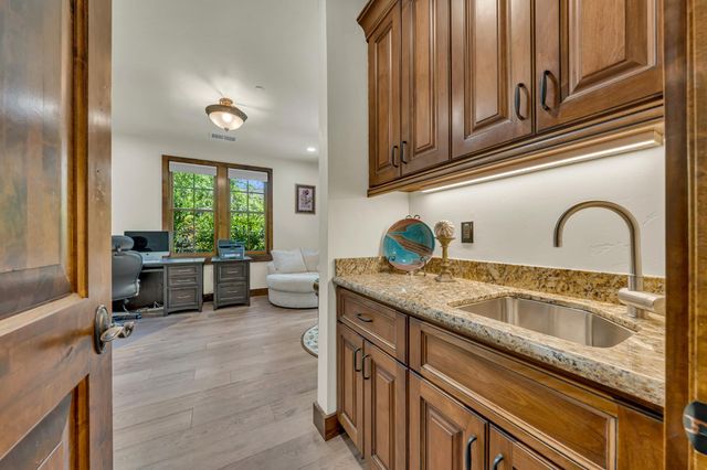 1869 Camino Verdera, Lincoln, CA 95648