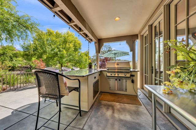 1869 Camino Verdera, Lincoln, CA 95648