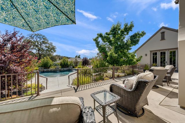 1869 Camino Verdera, Lincoln, CA 95648
