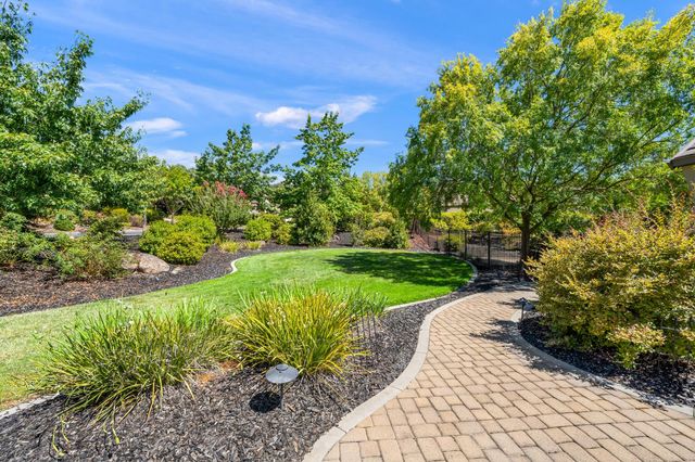 1869 Camino Verdera, Lincoln, CA 95648
