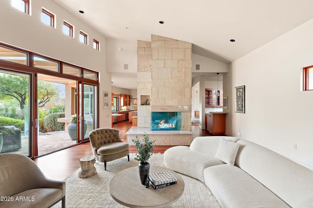 6301 N 51ST Place, Paradise Valley, AZ 85253