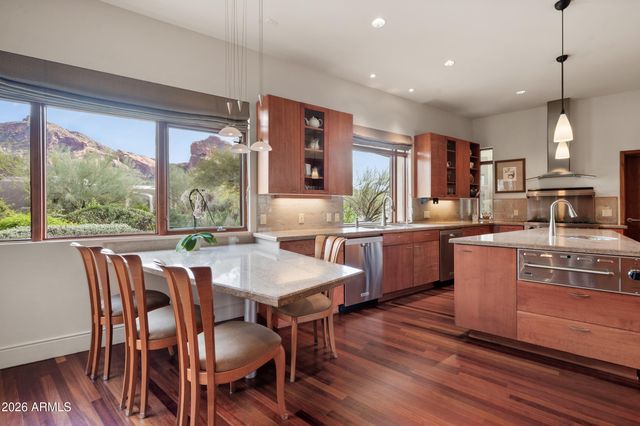 6301 N 51ST Place, Paradise Valley, AZ 85253