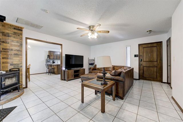 1241 Timber Ridge Drive, Choctaw, OK 73020