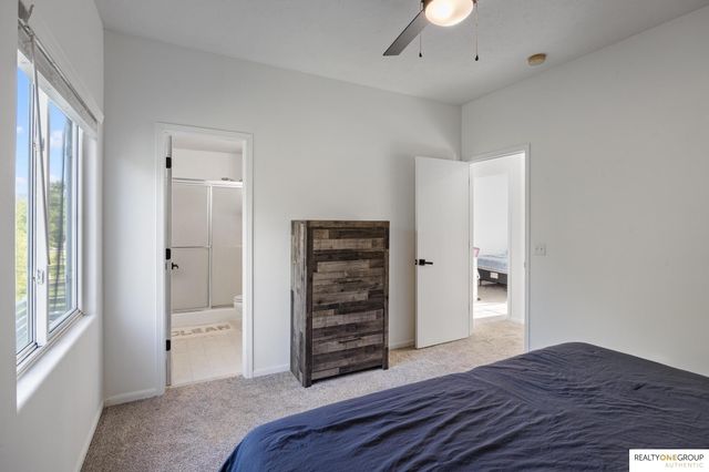 1104 Apache Circle, Papillion, NE 68046