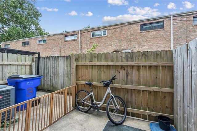 1120 Hillside Ave Apt 3, Norfolk, VA 23503