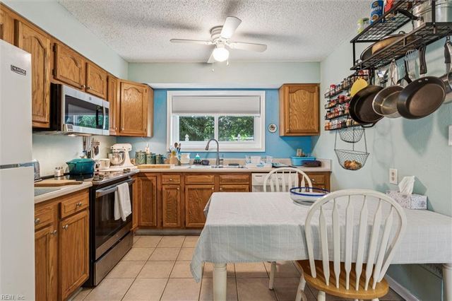 1120 Hillside Ave Apt 3, Norfolk, VA 23503