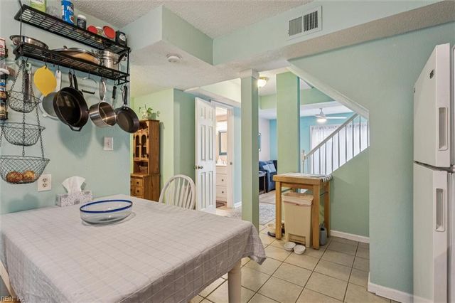 1120 Hillside Ave Apt 3, Norfolk, VA 23503