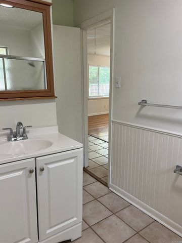 19024 Kanis Road, Little Rock, AR 72223