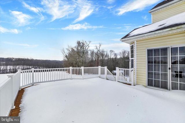 28 HUNT RUN DR, New Freedom, PA 17349