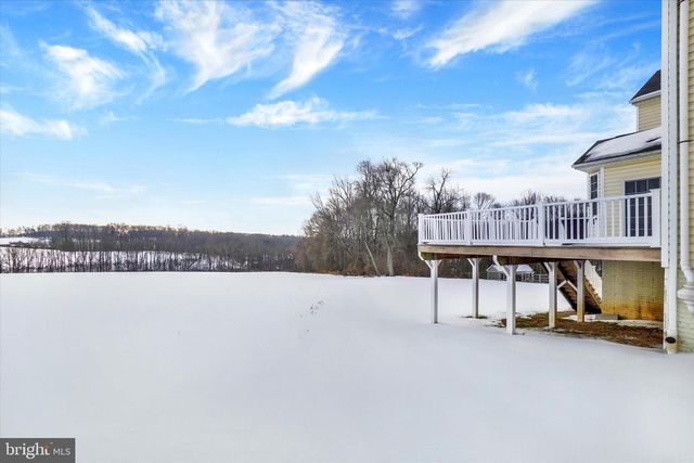 28 HUNT RUN DR, New Freedom, PA 17349