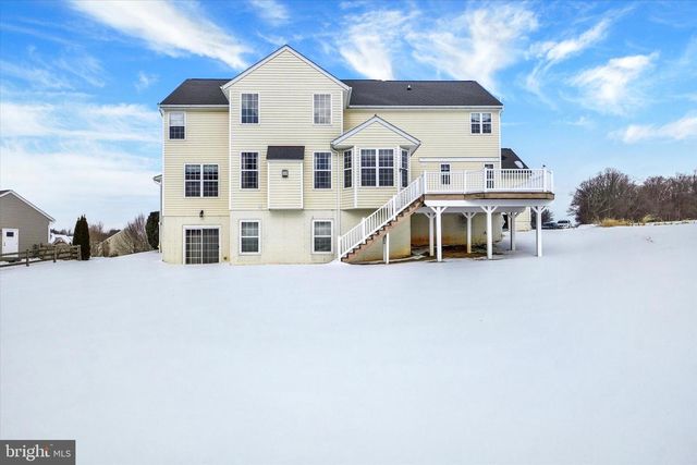 28 HUNT RUN DR, New Freedom, PA 17349