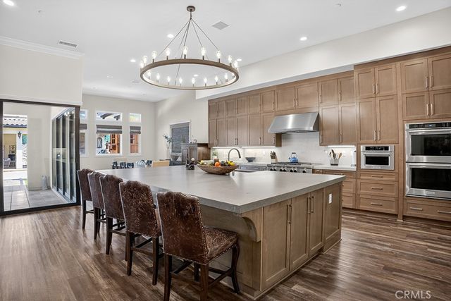 19843 Split Oak, Chatsworth, CA 91311