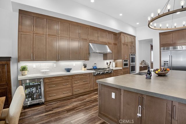 19843 Split Oak, Chatsworth, CA 91311
