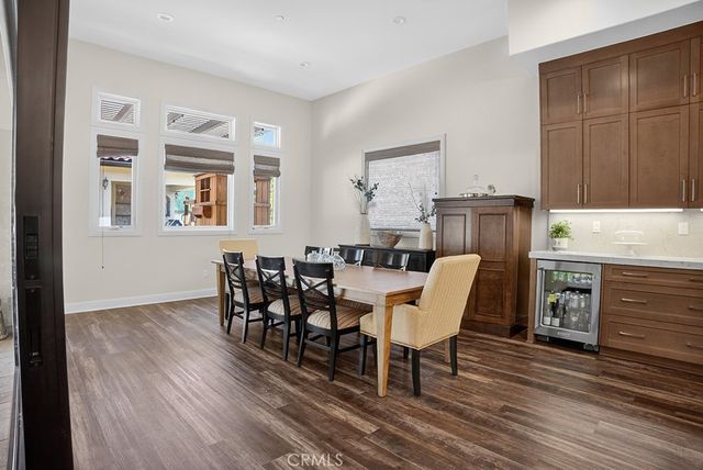 19843 Split Oak, Chatsworth, CA 91311