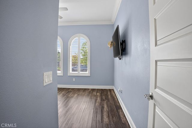 19843 Split Oak, Chatsworth, CA 91311