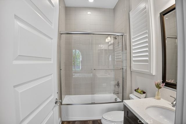 19843 Split Oak, Chatsworth, CA 91311