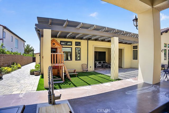 19843 Split Oak, Chatsworth, CA 91311