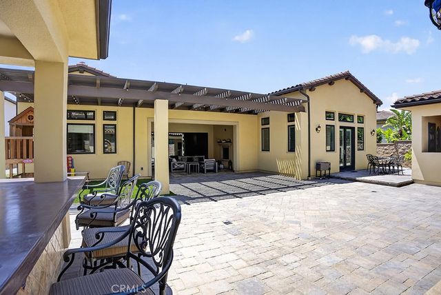 19843 Split Oak, Chatsworth, CA 91311