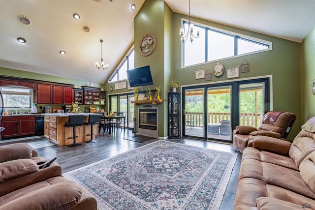 13052 FALL RIVER RD, Hot Springs, SD 57747