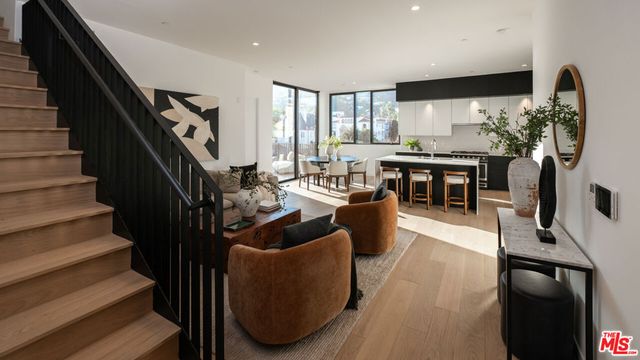 1264 N Harper Avenue PH1, West Hollywood, CA 90046