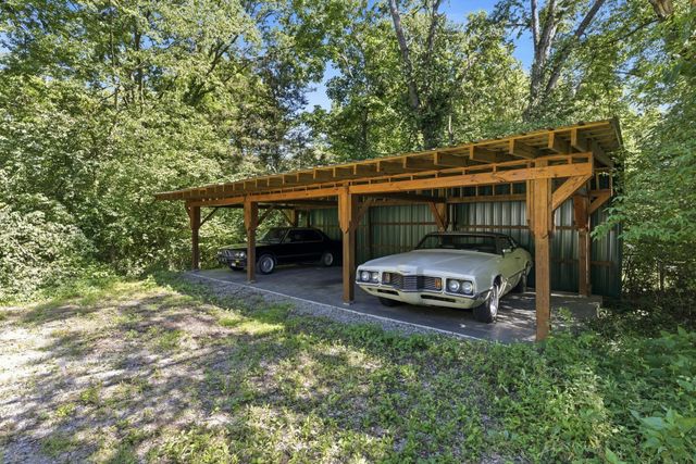 2838 Brunswick Dr, Nashville, TN 37207