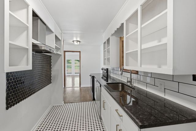 2838 Brunswick Dr, Nashville, TN 37207
