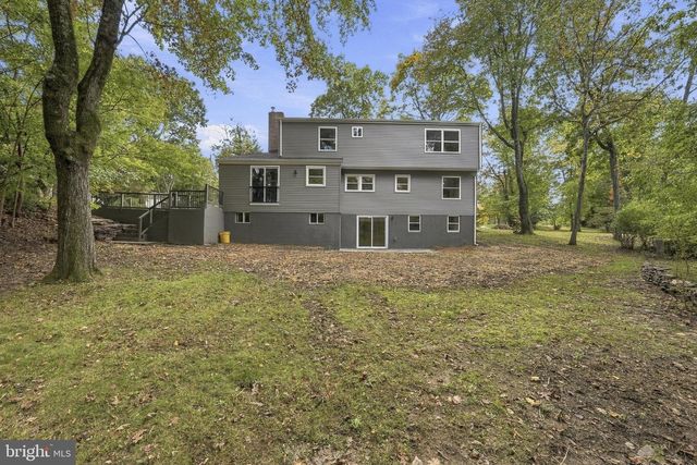 22 FOREST, Ewing, NJ 08628