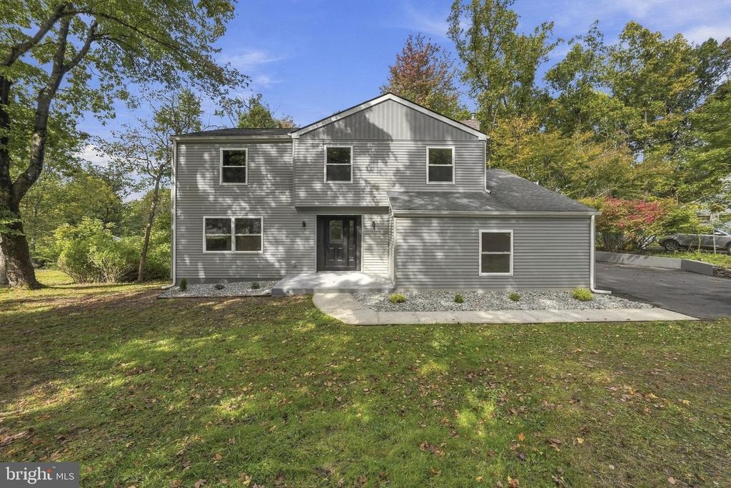 22 FOREST, EWING, NJ 08628 — photo 3
