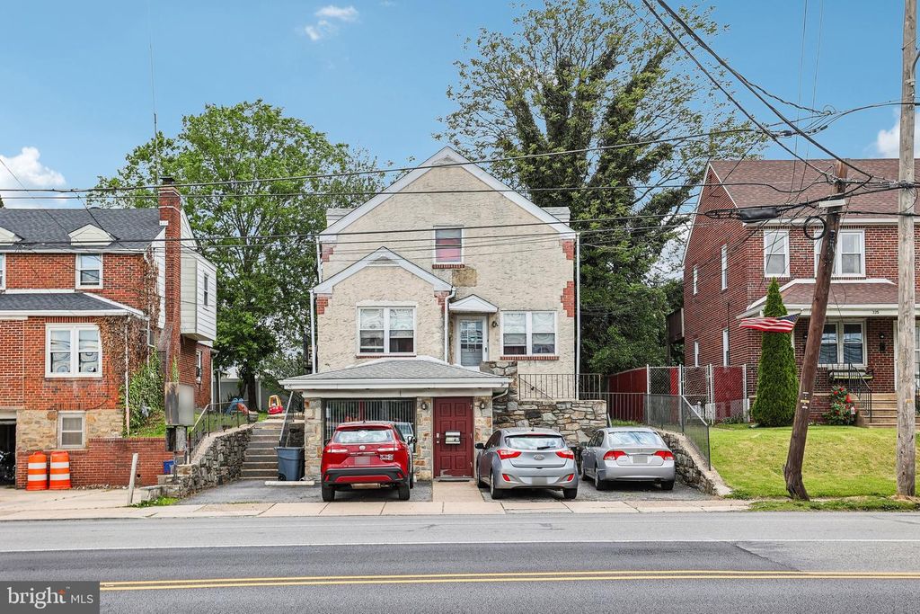 319 MACDADE BLVD, FOLSOM, PA 19033 — photo 2