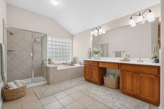 24814 Cloudy, San Antonio, TX 78255