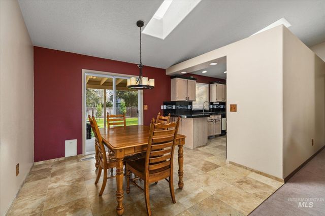 322 Buckskin Ct, Nampa, ID 83687